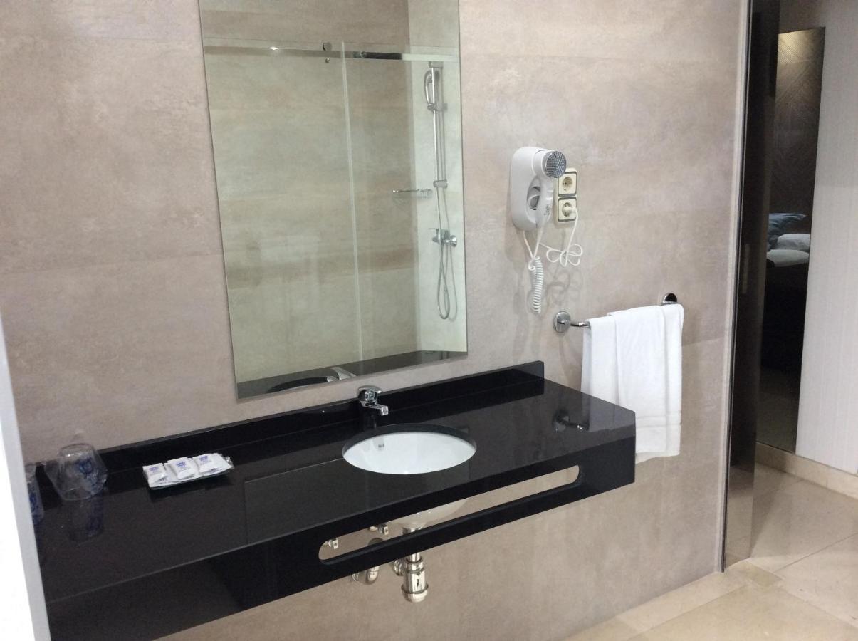Hotel Ciudad De Fuenlabrada Zewnętrze zdjęcie