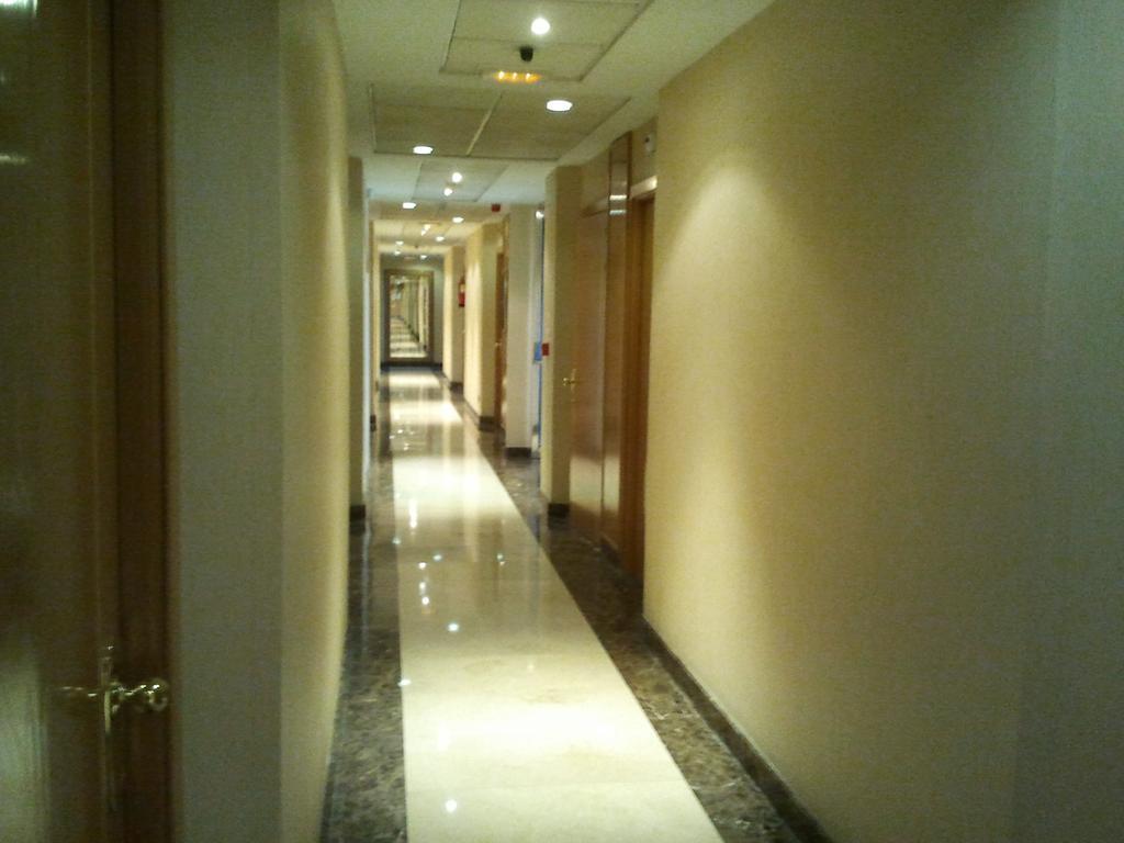 Hotel Ciudad De Fuenlabrada Zewnętrze zdjęcie