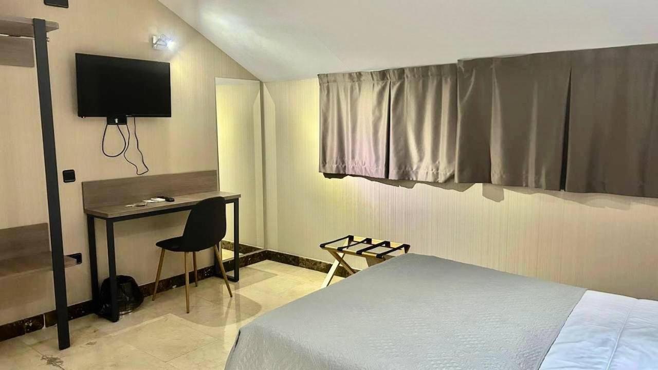 Hotel Ciudad De Fuenlabrada Zewnętrze zdjęcie